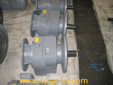 B5 flange gear units